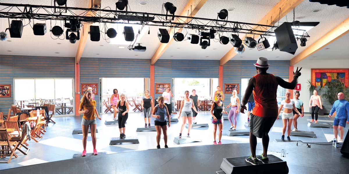 Fitness and step lessons in Saint-Brevin at Le Fief campsite