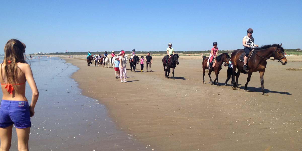 Paardrijden op het strand van Saint-Brevin in Loire-Atlantique