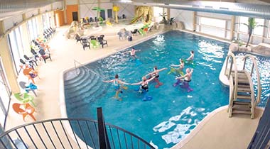 Aquagym session in the indoor swimming pools at Le Fief campsite