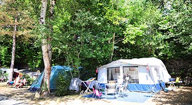 The grounds of Le Fief campsite in Saint-Brevin and its tent pitches