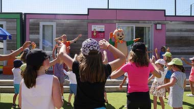 Le Sunny Club, club-enfants pour les touts petits au camping Le Fief