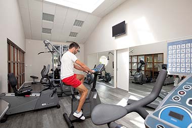 Salle de remise en forme fitness au camping Le Fief à Saint-Brevin